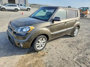 Kia Soul 2.0L 4 2013