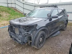 Ford Explorer 3.3L 6 2021