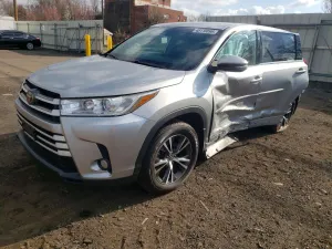 Toyota Highlander 3.5L 6 2018