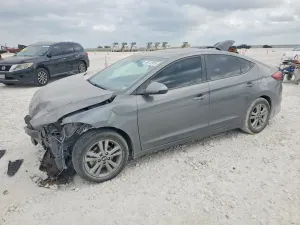 Hyundai Elantra 2.0L 4 2017