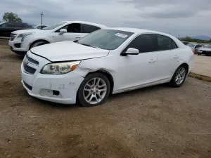 Chevrolet Malibu 2.4L 4 2013