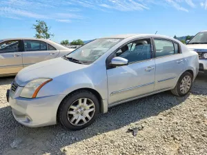 Nissan Sentra 2.0L 4 2011