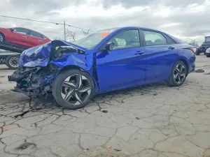 Hyundai Elantra 2.0L 4 2023