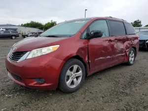 Toyota Sienna 3.5L 6 2011