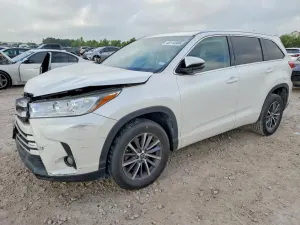 Toyota Highlander 3.5L 6 2018