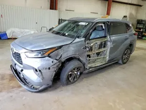 Toyota Highlander 3.5L 6 2021