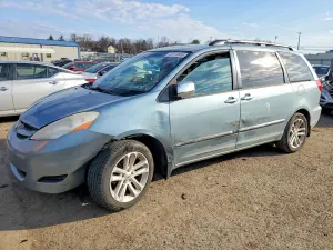 Toyota Sienna 2008