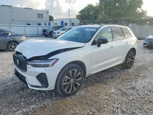 Volvo XC60 2.0L 4 2025