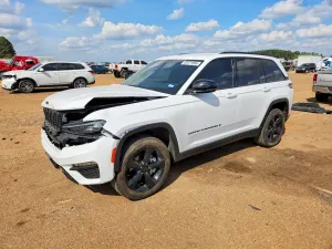 Jeep Grand Cherokee 3.6L 6 2025
