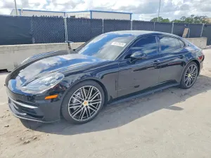 Porsche Panamera 3.0L 6 2018
