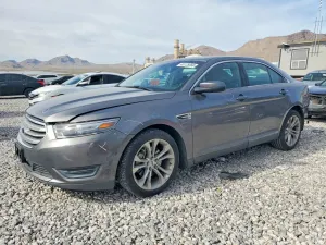 Ford Taurus 3.5L 6 2013