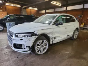 Audi Q5 2.0L 4 2020