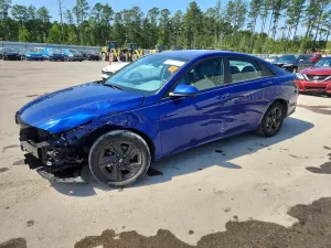 Hyundai Elantra 2.0L 4 2021
