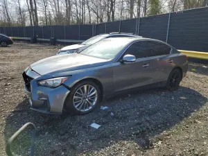 Infiniti Q50 3.0L 6 2021