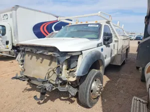 Ford F-450 6.7L 8 2015