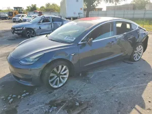 Tesla Model 3 2018
