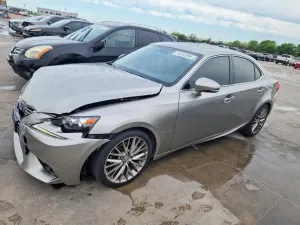 Lexus IS 2.5L 6 2015