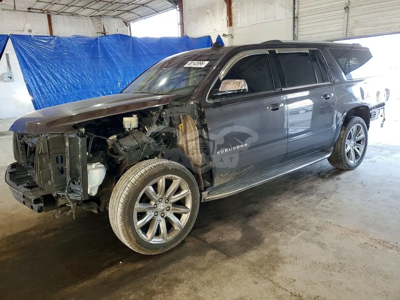 Chevrolet Suburban 5.3L 8 2015
