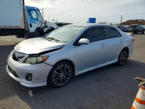 Toyota Corolla 1.8L 4 2013