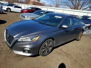 Nissan Altima 2.5L 4 2020
