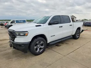 RAM 1500 5.7L 8 2023