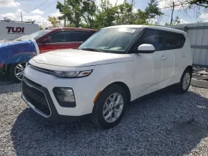 Kia Soul 2.0L 4 2022