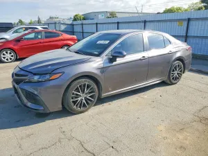 Toyota Camry 2.5L 4 2023