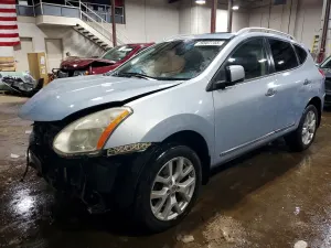 Nissan Rogue 2.5L 4 2013