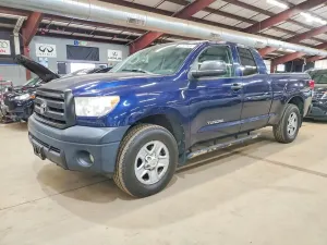 Toyota Tundra 4.6L 8 2013