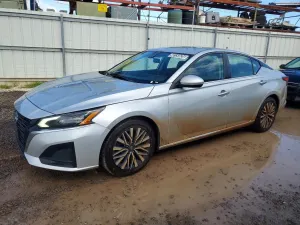 Nissan Altima 2.5L 4 2023