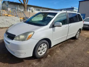 Toyota Sienna 3.3L 6 2004