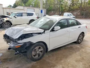Hyundai Elantra 2.0L 4 2025