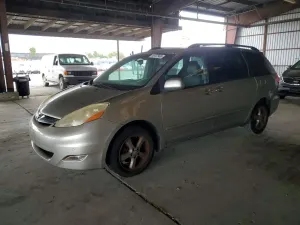 Toyota Sienna 3.3L 6 2006