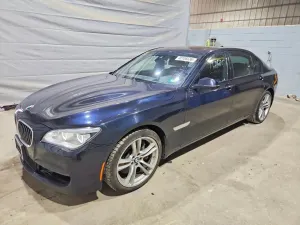 BMW 7 Series 4.4L 8 2015