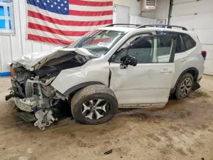 Subaru Forester 2.5L 4 2019
