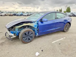Tesla Model 3 2024
