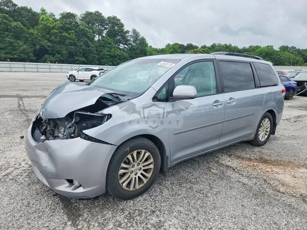 Toyota Sienna 3.5L 6 2014