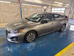 Nissan Altima 2.5L 4 2025