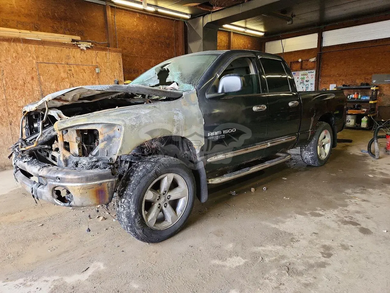 Dodge RAM 5.7L 8 2006