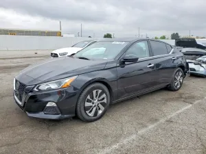 Nissan Altima 2.5L 4 2020