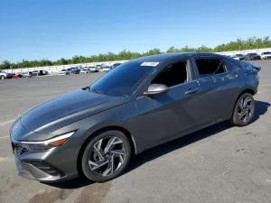 Hyundai Elantra 2.0L 4 2024
