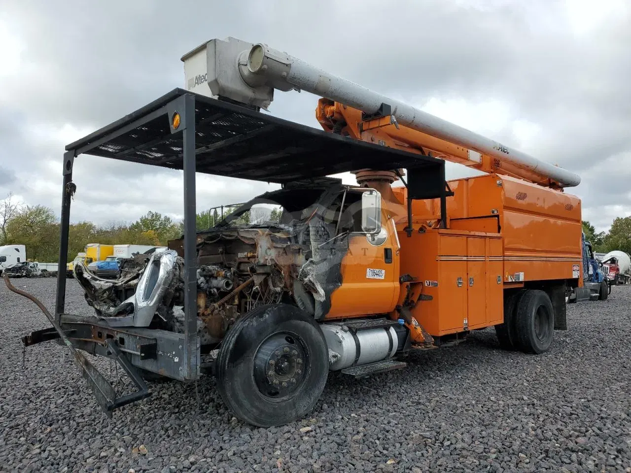 Ford F750 6.7L 6 2011