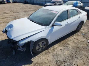 Hyundai Elantra 2.0L 4 2024