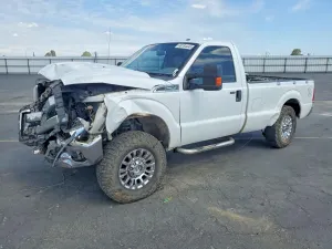 Ford F-250 6.2L 8 2015