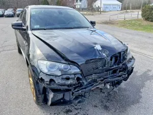 BMW X6 4.4L 8 2011