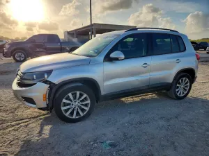 Volkswagen Tiguan 2.0L 4 2017