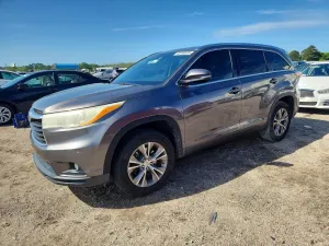 Toyota Highlander 3.5L 6 2014
