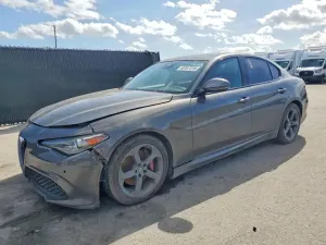 Alfa Romeo Giulia 2.0L 4 2018