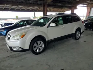Subaru Outback 3.6L 6 2011