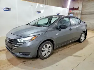 Nissan Versa 1.6L 4 2025